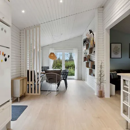Cozy With A Great Location Holiday home *